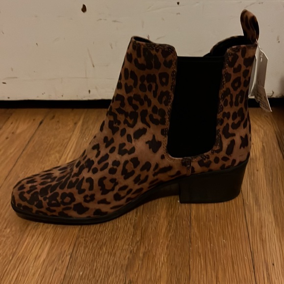 Leopard print short boots - Picture 3 of 5
